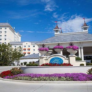 Cedar Point Hotel Breakers